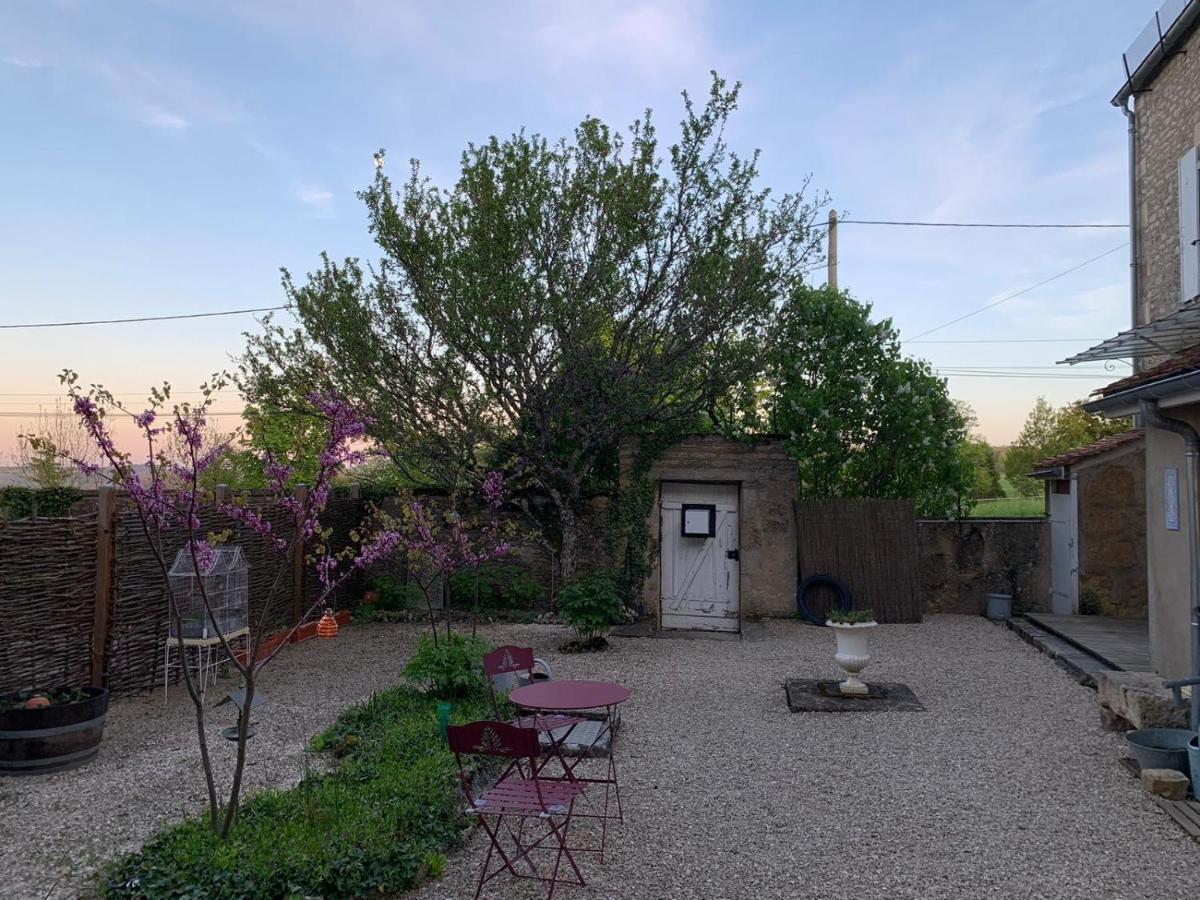 Bed and Breakfast La Flavignienne Flavigny-sur-Ozerain Esterno foto